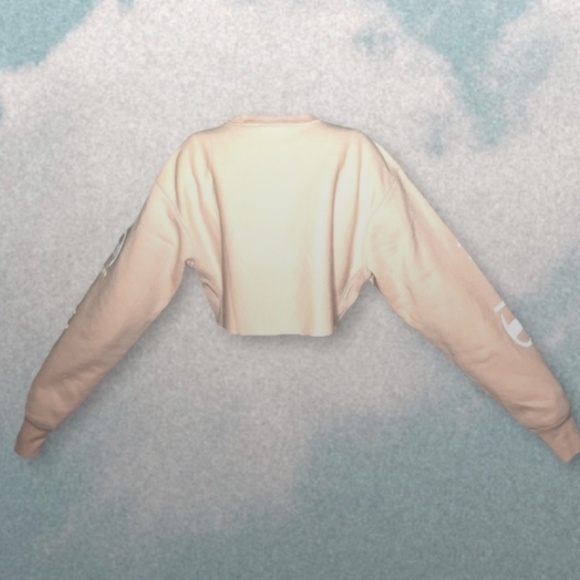 Champion Cropped Sweatshirt - Picture 2 of 8